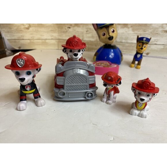 Mixed Lot 33 Pieces Paw Patrol Figures Vehicles Cookie Cutters Finger Puppets &c - Picture 10 of 16